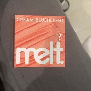 Melt cream blush in golden hour
